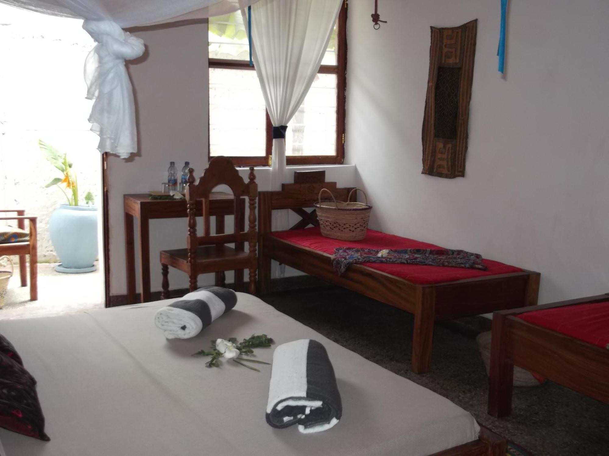 Kobe House Bed & Breakfast Jambiani  Phòng bức ảnh