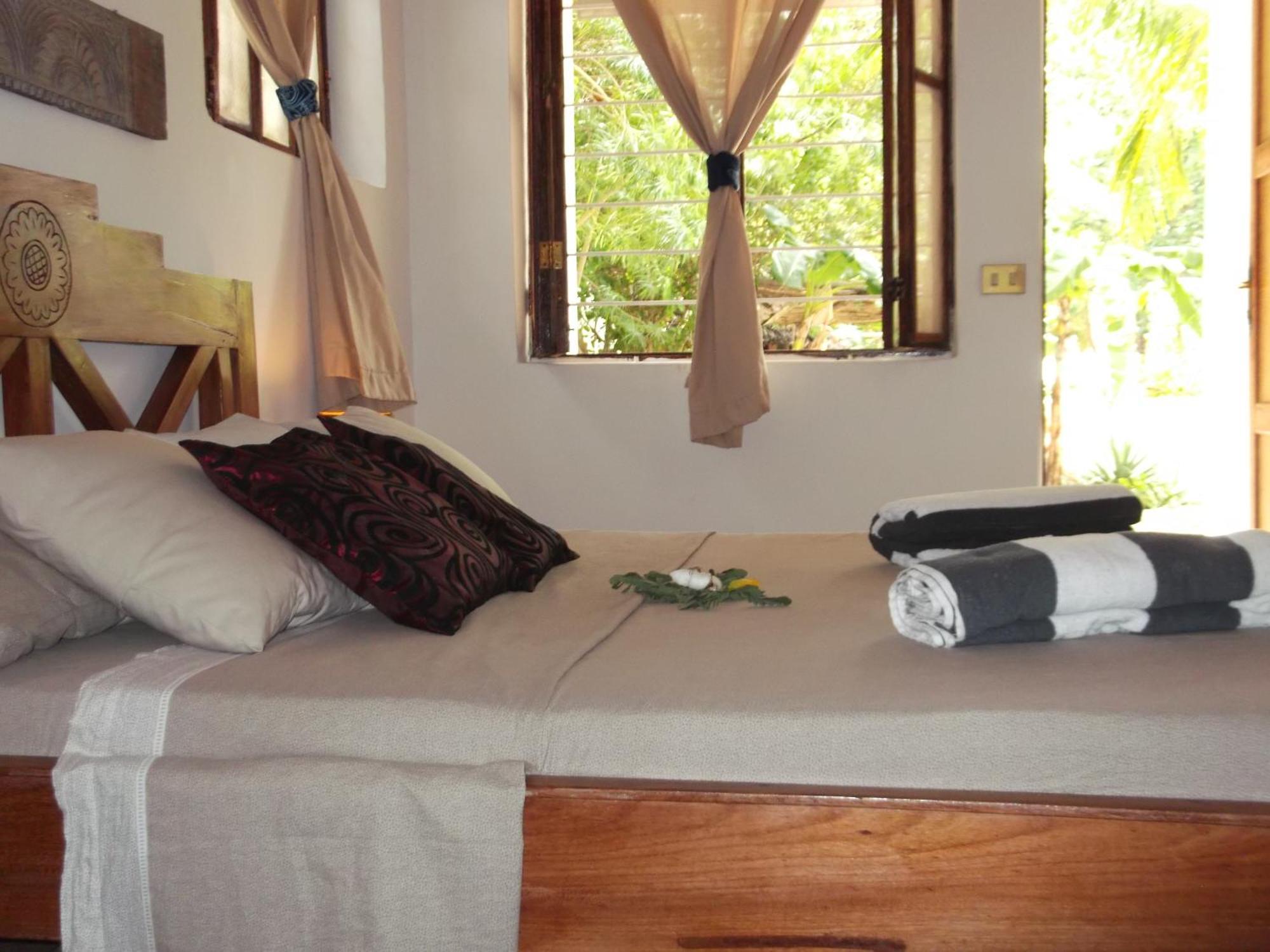 Kobe House Bed & Breakfast Jambiani  Phòng bức ảnh